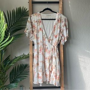 Abercrombie & Fitch White Floral Wrap Everyday Occasion Dress Women's Size XL